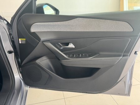 2024 Peugeot 308 - photo 11