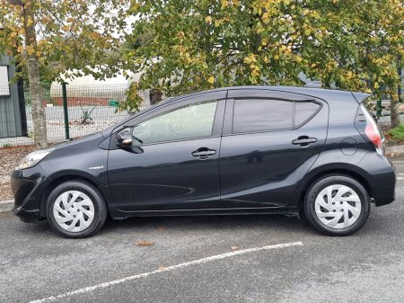 2018 Toyota Aqua - photo 5
