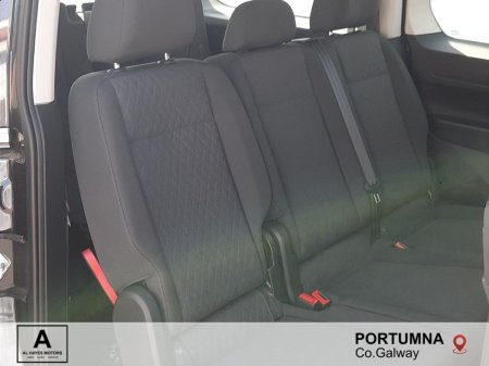 2025 Volkswagen Caddy Maxi Life - photo 7