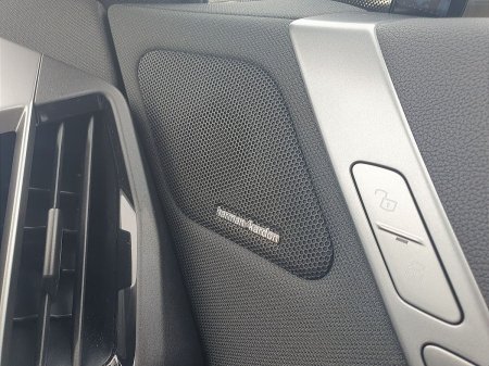 2025 BMW iX - photo 23