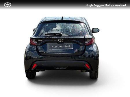 2024 Toyota Yaris - photo 5