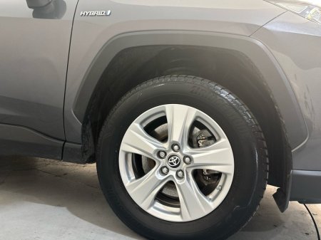 2021 Toyota RAV4 - photo 11