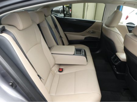 2021 Lexus ES - photo 18