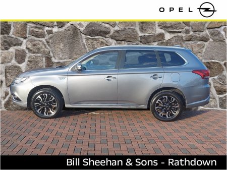 2017 Mitsubishi Outlander - photo 2