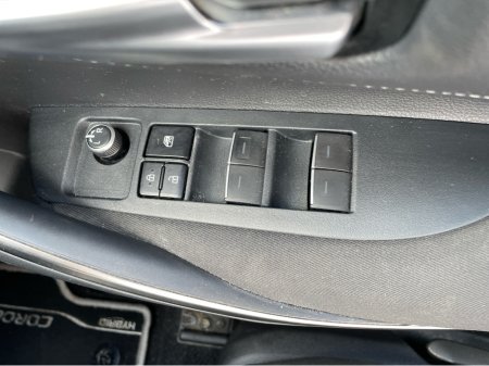 2022 Toyota Corolla - photo 17