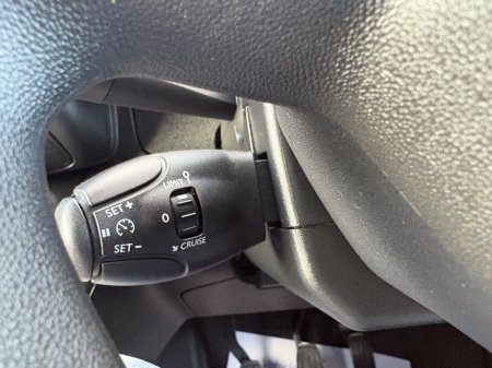 2020 Peugeot Partner - photo 21