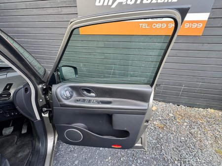 2011 Renault Espace - photo 15