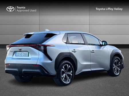 2022 Toyota bZ4X - photo 2