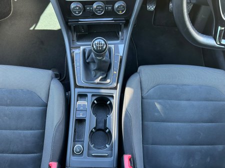 2019 Volkswagen Golf - photo 18