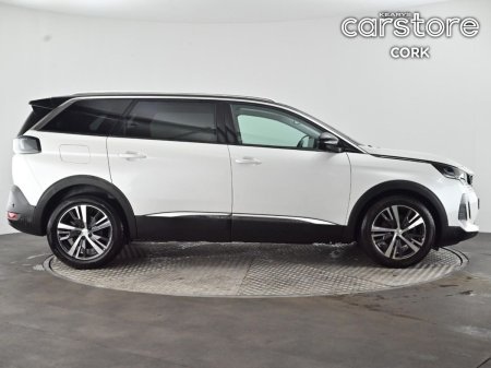 2021 Peugeot 5008 - photo 2