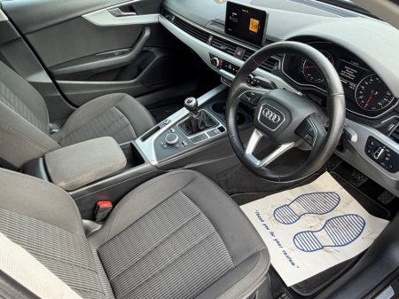 2016 Audi A4 - photo 6