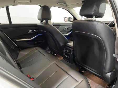 2021 BMW 3-Series - photo 13