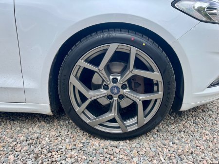 2018 Ford Mondeo - photo 6