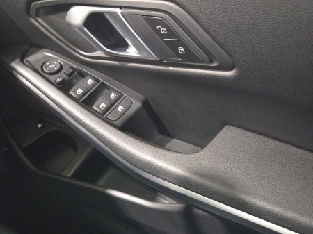 2026 BMW 3-Series - photo 23