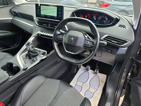 2022 Peugeot 5008 - photo 14