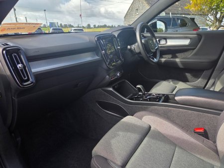 2023 Volvo XC40 - photo 11