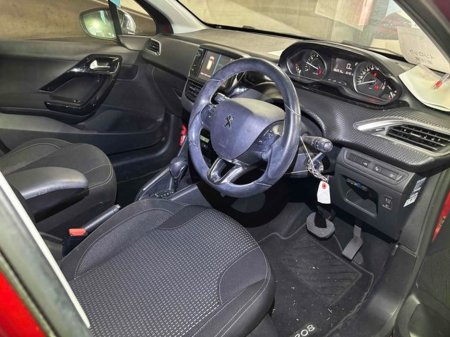 2018 Peugeot 208 - photo 4
