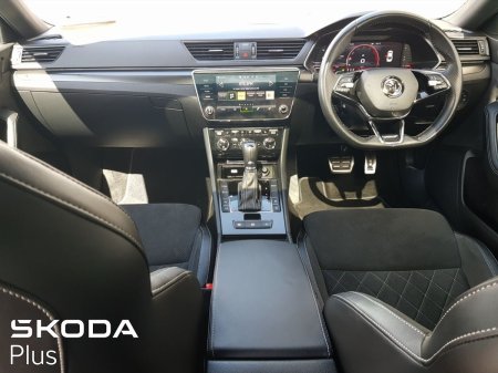 2024 Skoda Superb - photo 2