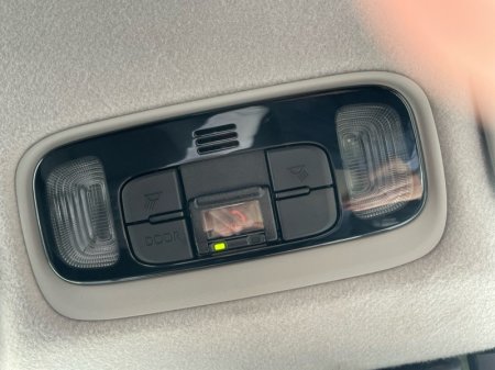 2024 Toyota Yaris - photo 19