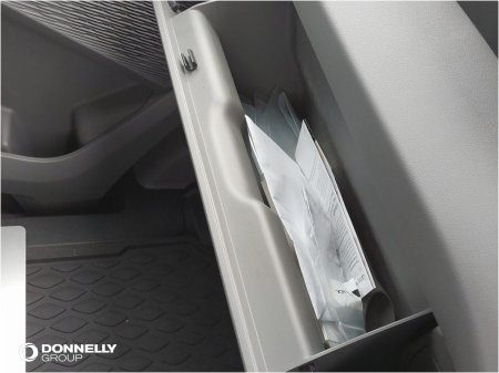 2025 Volkswagen Transporter - photo 18