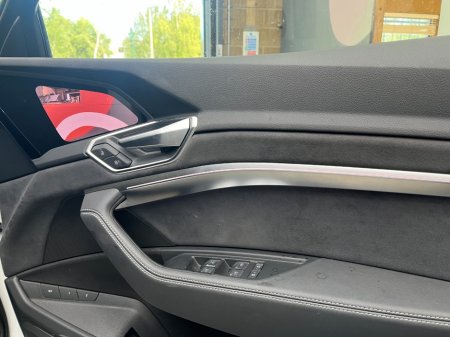 2023 Audi e-tron - photo 18
