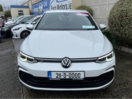 2021 Volkswagen Golf - photo 2