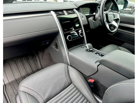 2024 Land Rover Discovery - photo 17