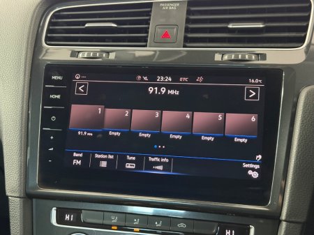 2019 Volkswagen Golf - photo 27