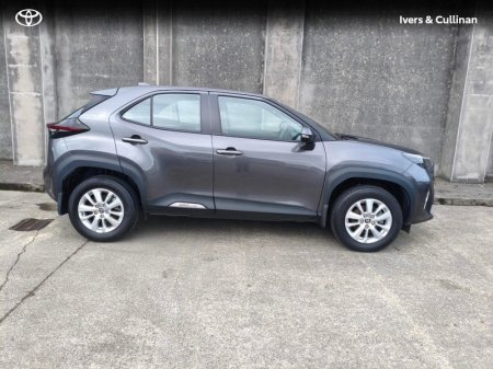 2024 Toyota Yaris Cross - photo 4