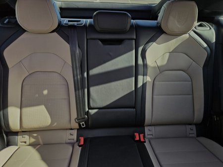 2026 Porsche Cayenne - photo 27