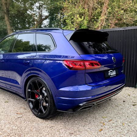 2023 Volkswagen Touareg - photo 8