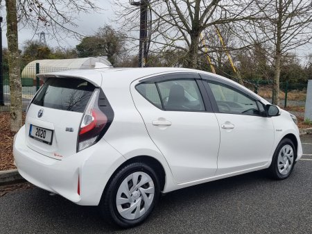 2020 Toyota Aqua - photo 4