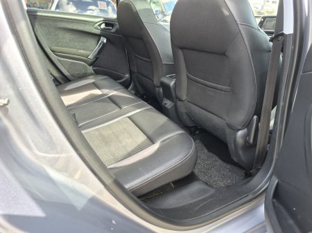 2017 Peugeot 2008 - photo 15