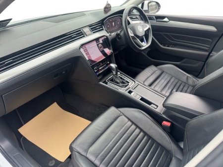 2023 Volkswagen Passat - photo 16