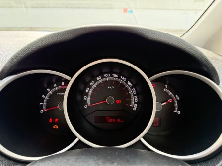 2017 Kia Venga - photo 12