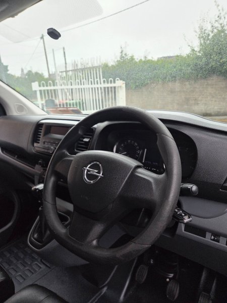 2020 Opel Vivaro - photo 9