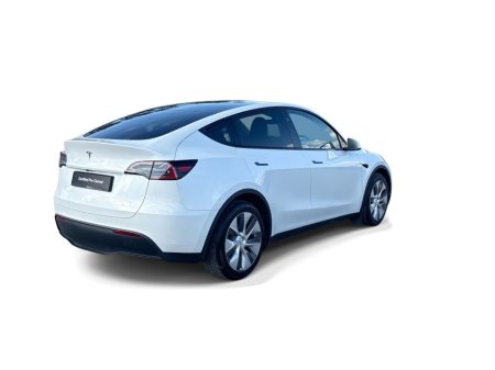2024 Tesla Model Y - photo 11
