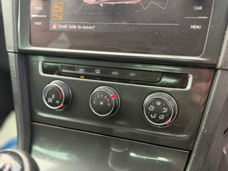 2019 Volkswagen Golf - photo 16