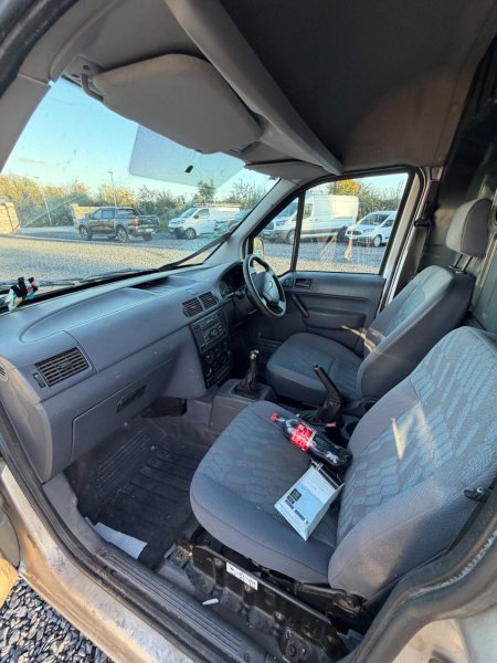 2007 Ford Transit - photo 12