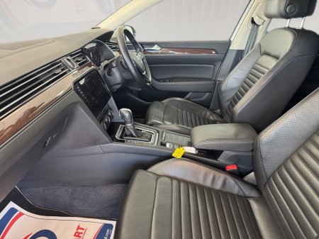 2018 Volkswagen Passat - photo 17