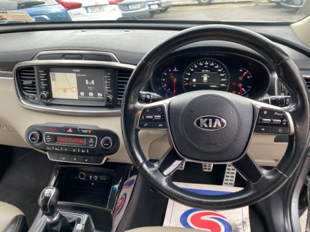 2019 Kia Sorento - photo 16