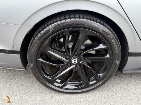 2025 Bentley Flying Spur - photo 9