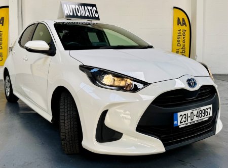 2023 Toyota Yaris - photo 3
