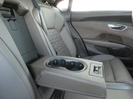 2022 Audi e-tron - photo 22
