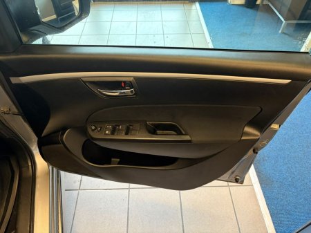 2014 Suzuki Swift - photo 35