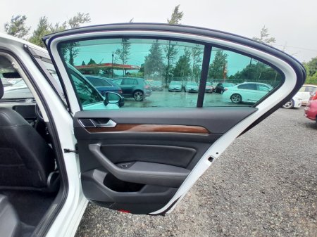 2018 Volkswagen Passat - photo 13