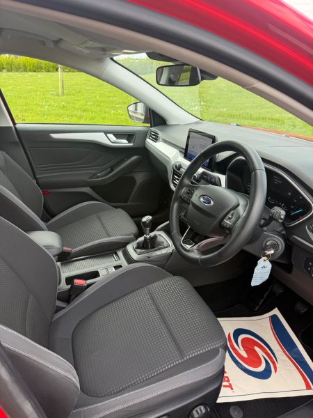 2021 Ford Focus - photo 10