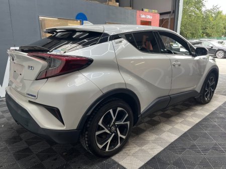 2019 Toyota C-HR - photo 2