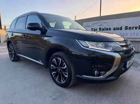 2018 Mitsubishi Outlander - photo 2