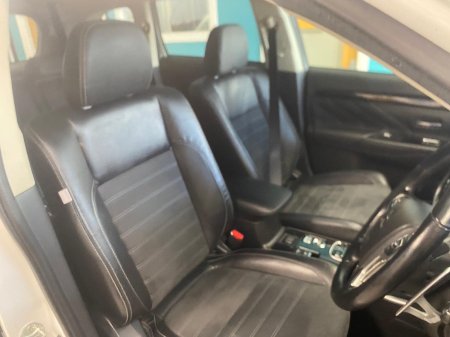 2017 Mitsubishi Outlander - photo 8